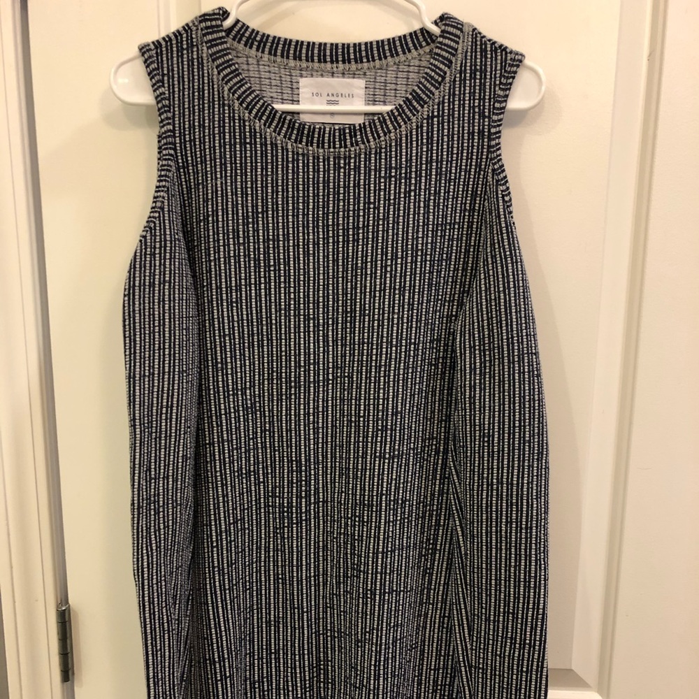 Brand new cold shoulder long sleeve textured dress